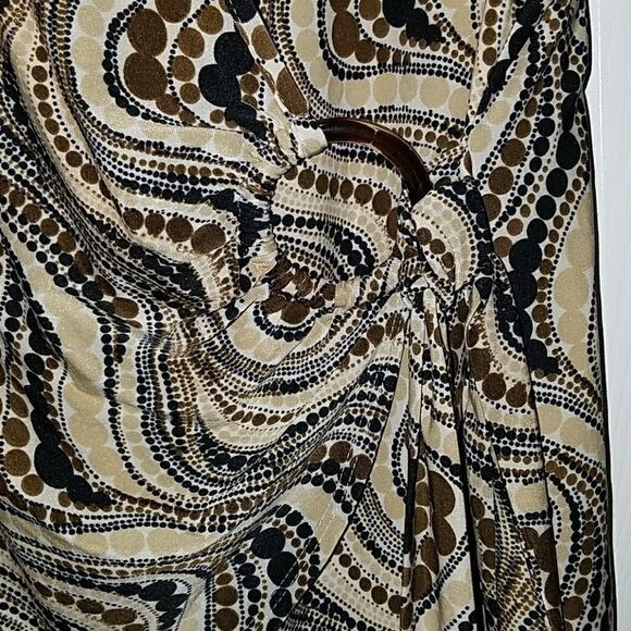 Essentials by Milano wrap look top Sz. L NWT - Picture 2 of 6